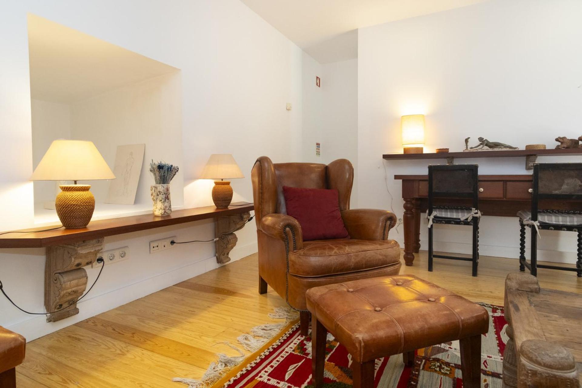 Apartment With Terrace In Downtown - Ttl279