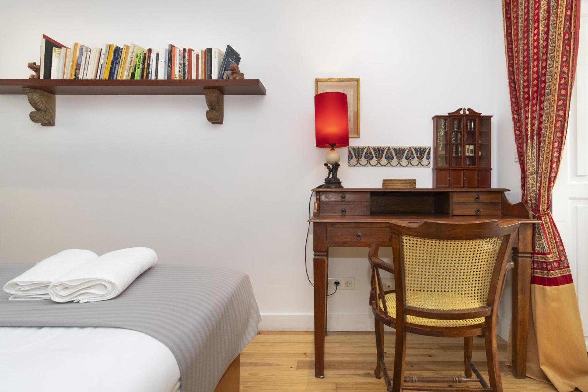 Apartment With Terrace In Downtown - Ttl279