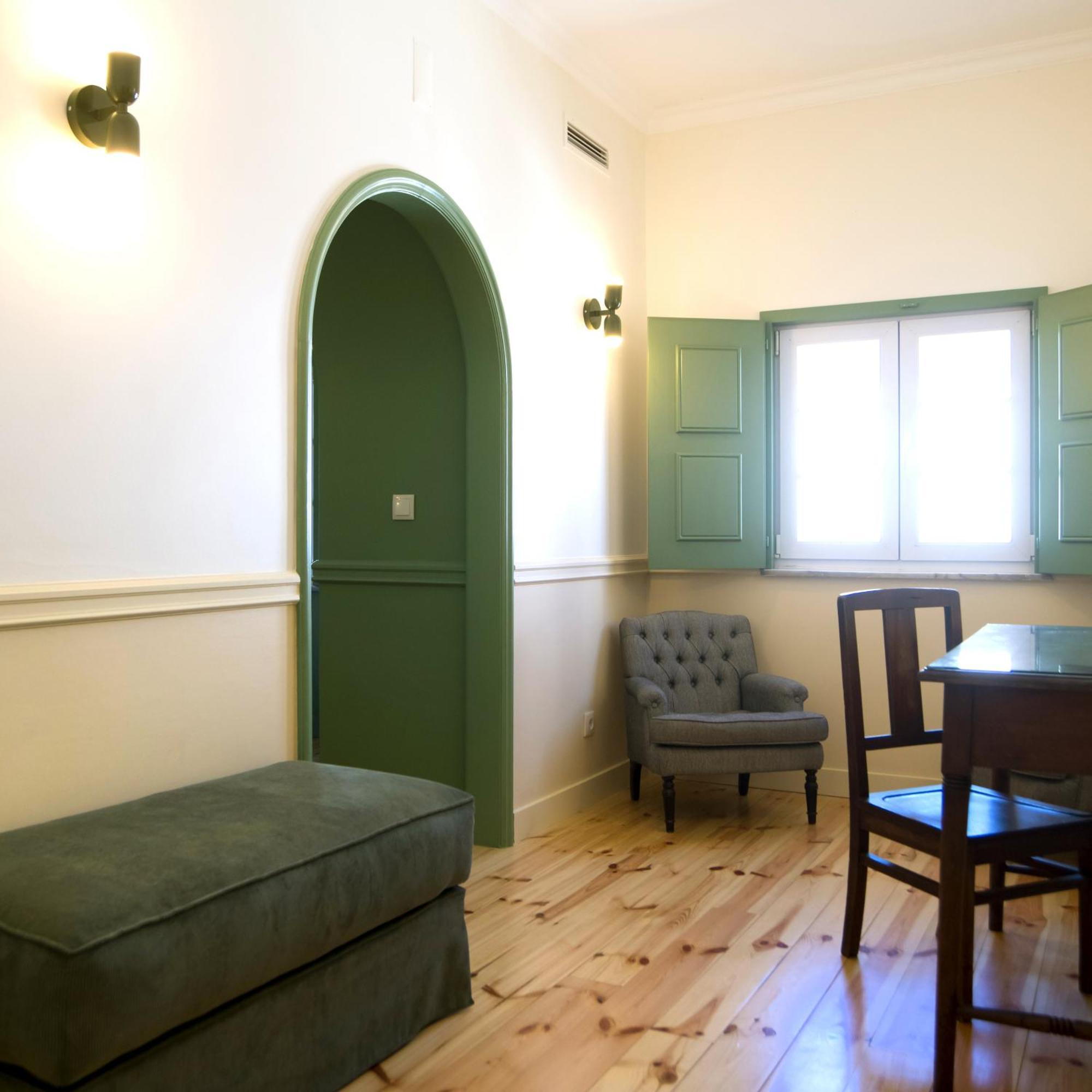York House Hotel 4*
