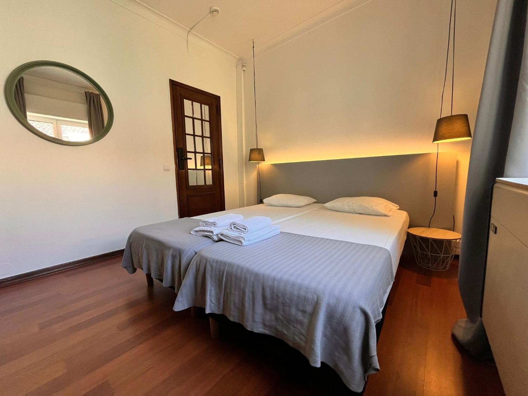 Castilho 63 Hostel *