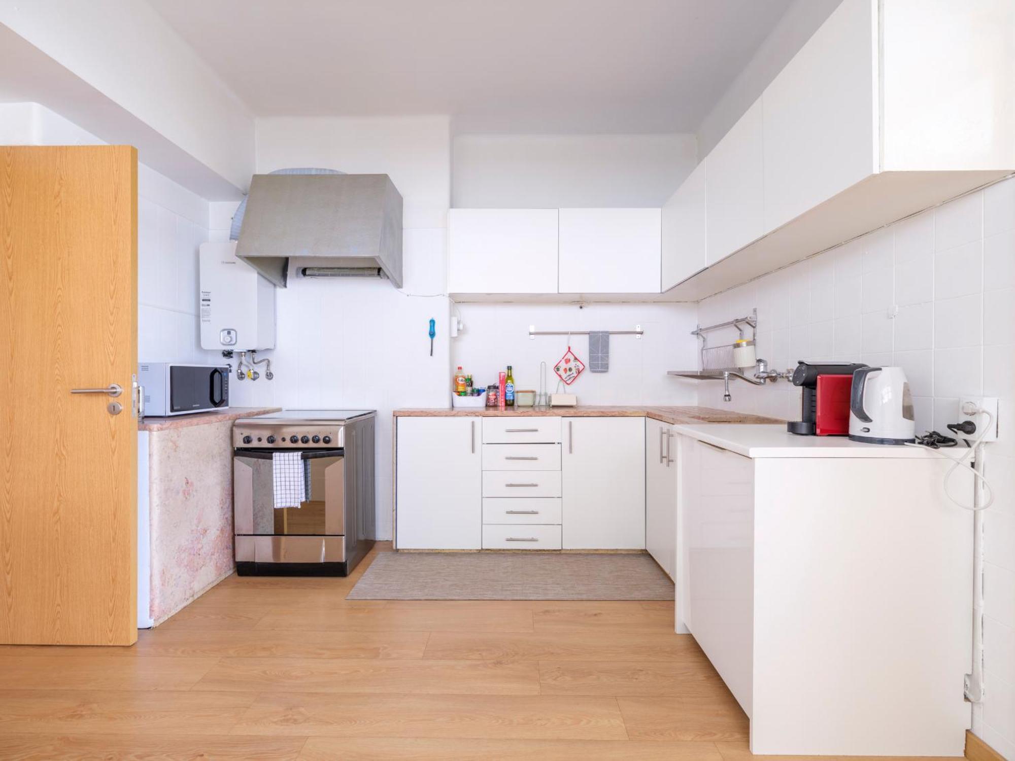 Apartment Olivais Spacious Near Airport Lisbon