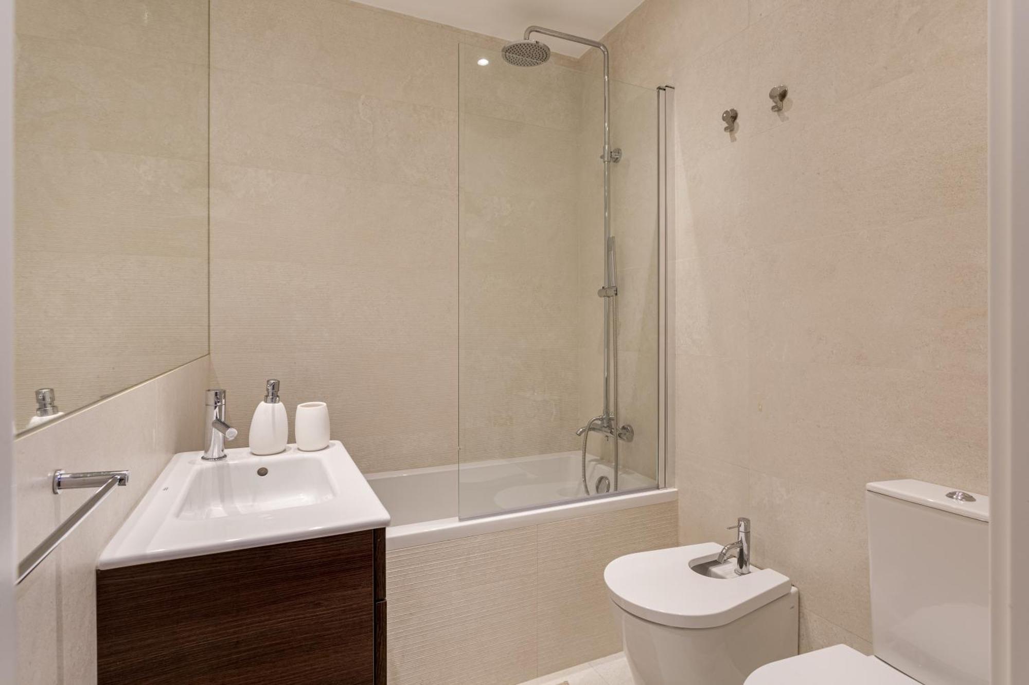 3br Duplex With Lift & Ac By Host For Us Lisbon