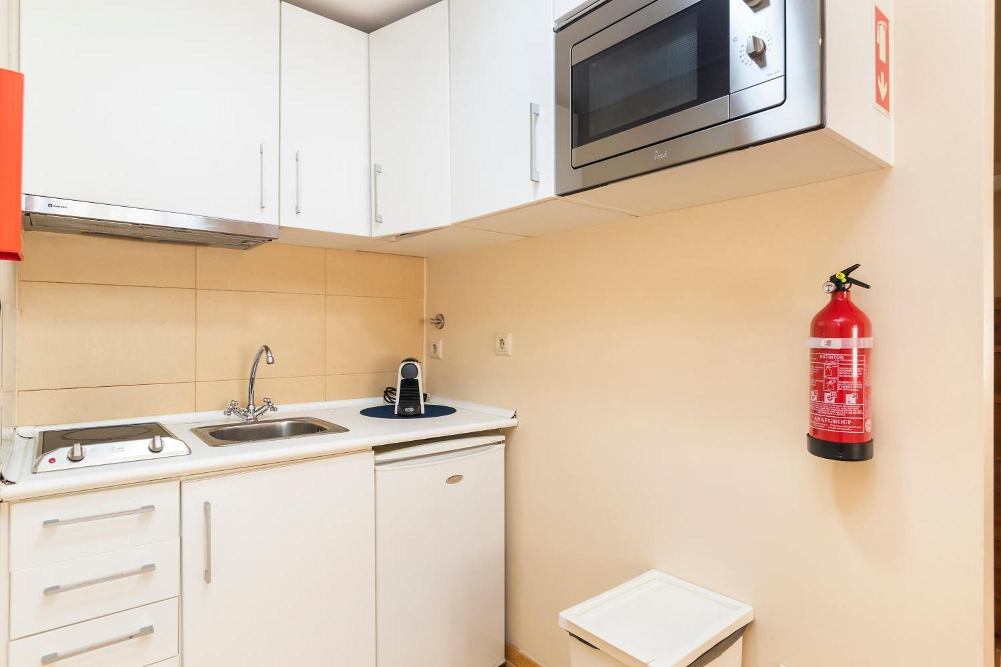 Budget 1 Bed Down Town Lisboa