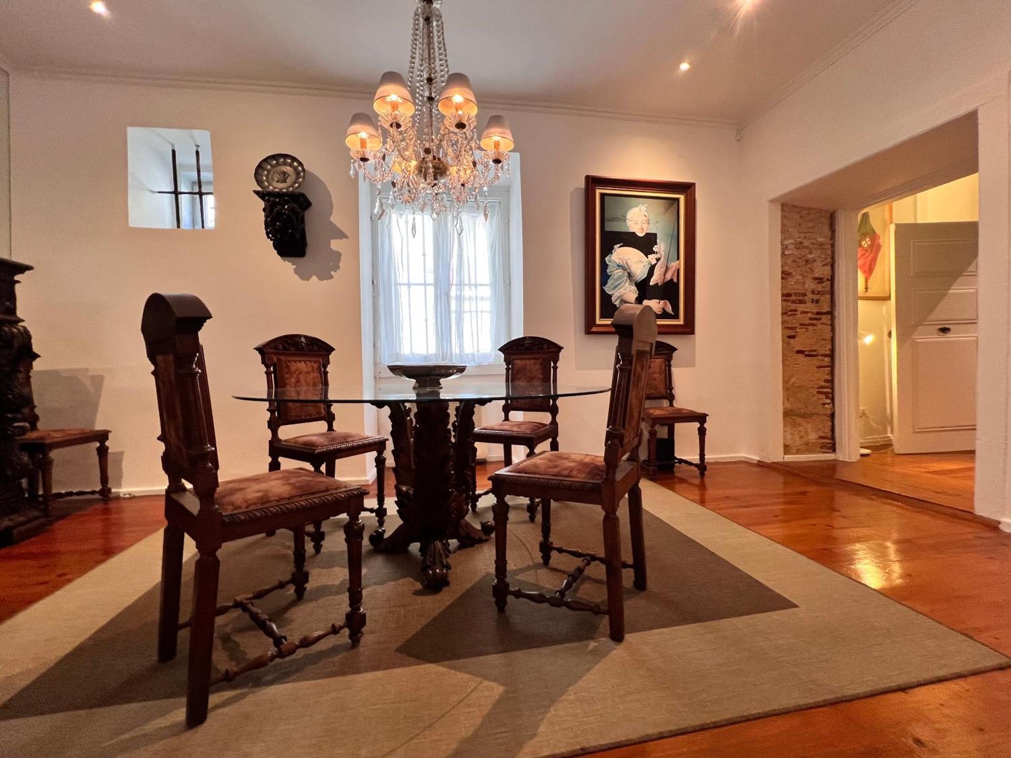 Unique Apartment