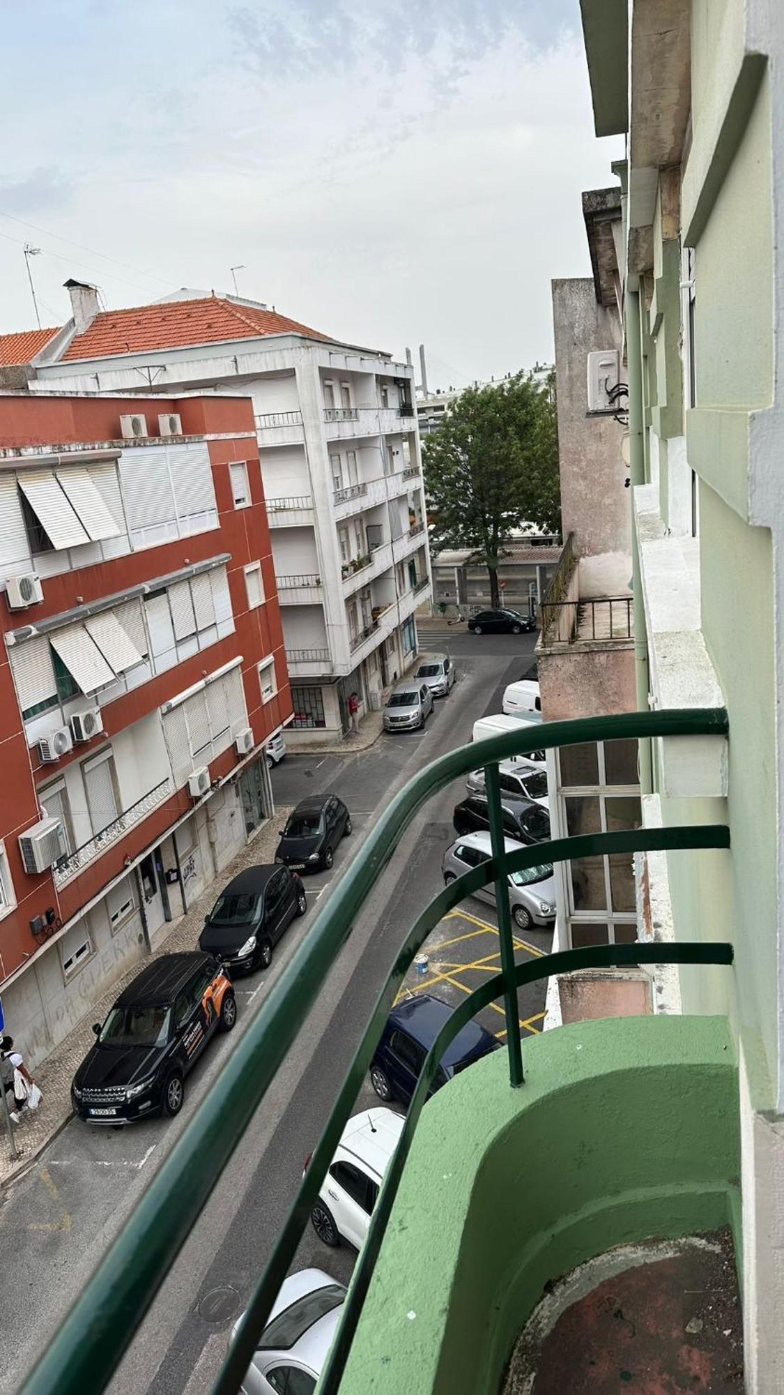 Do Bairro * Lisbon