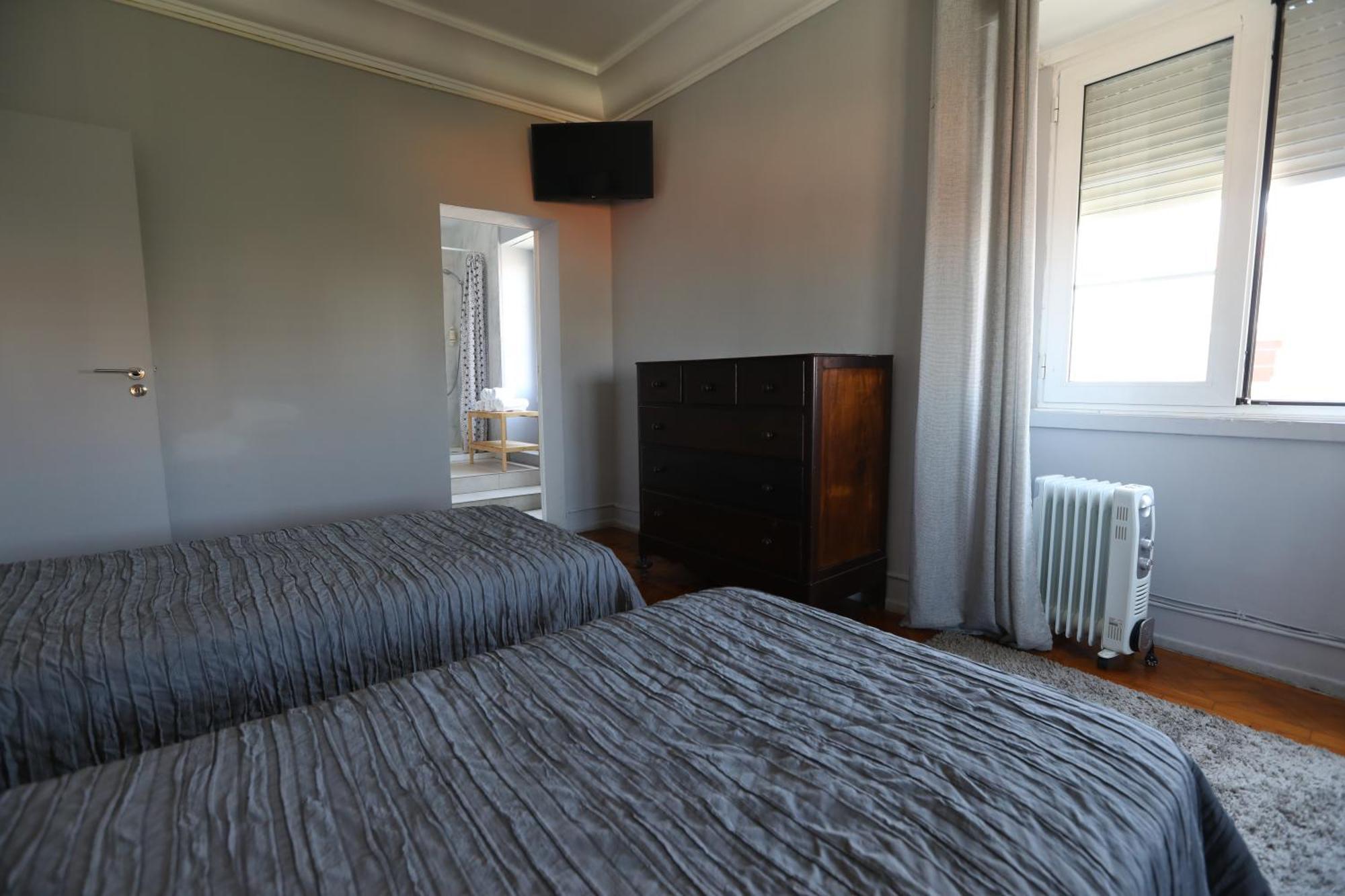 V Dinastia Guest house