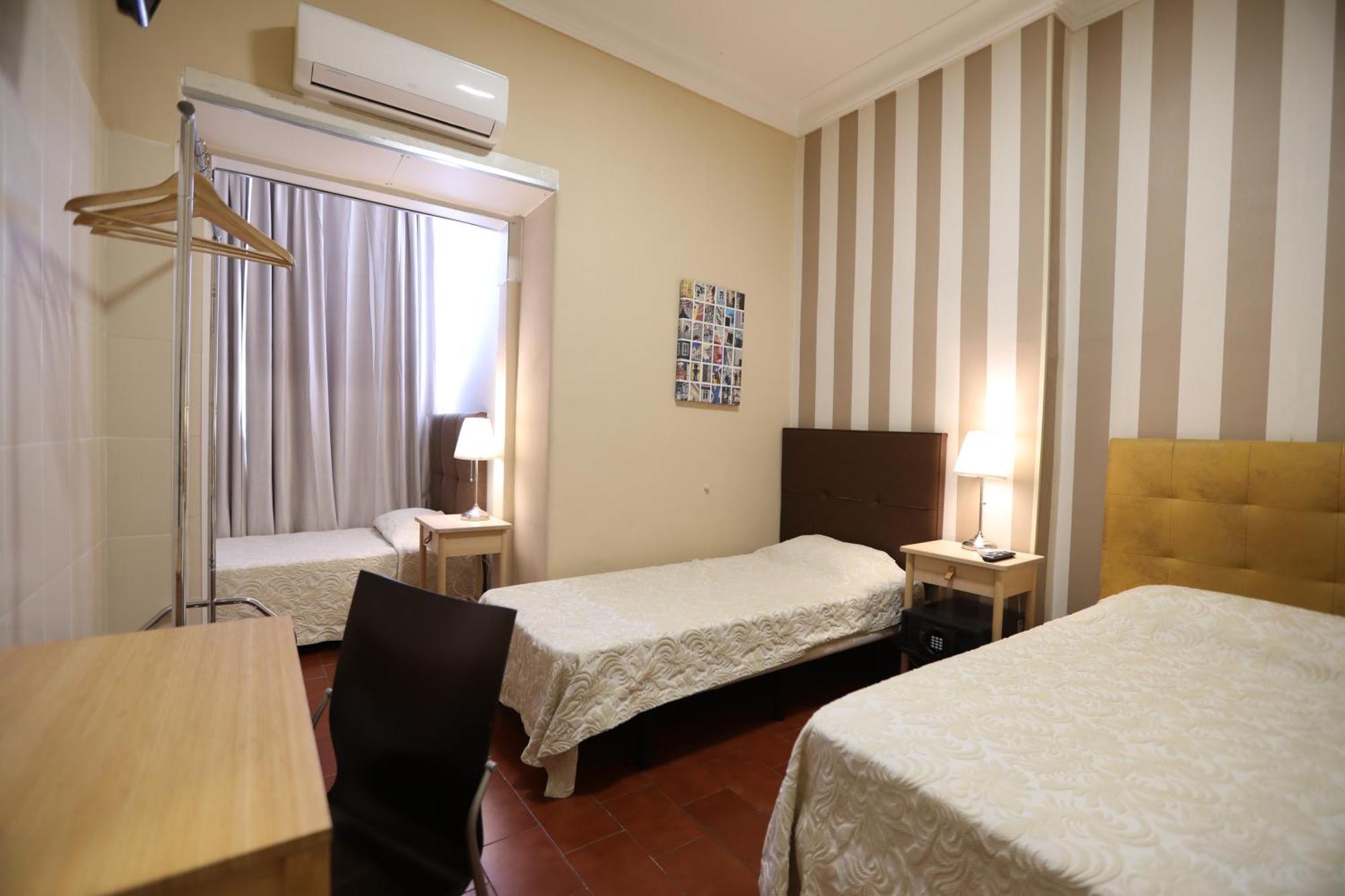 V Dinastia Guest house Lisbon