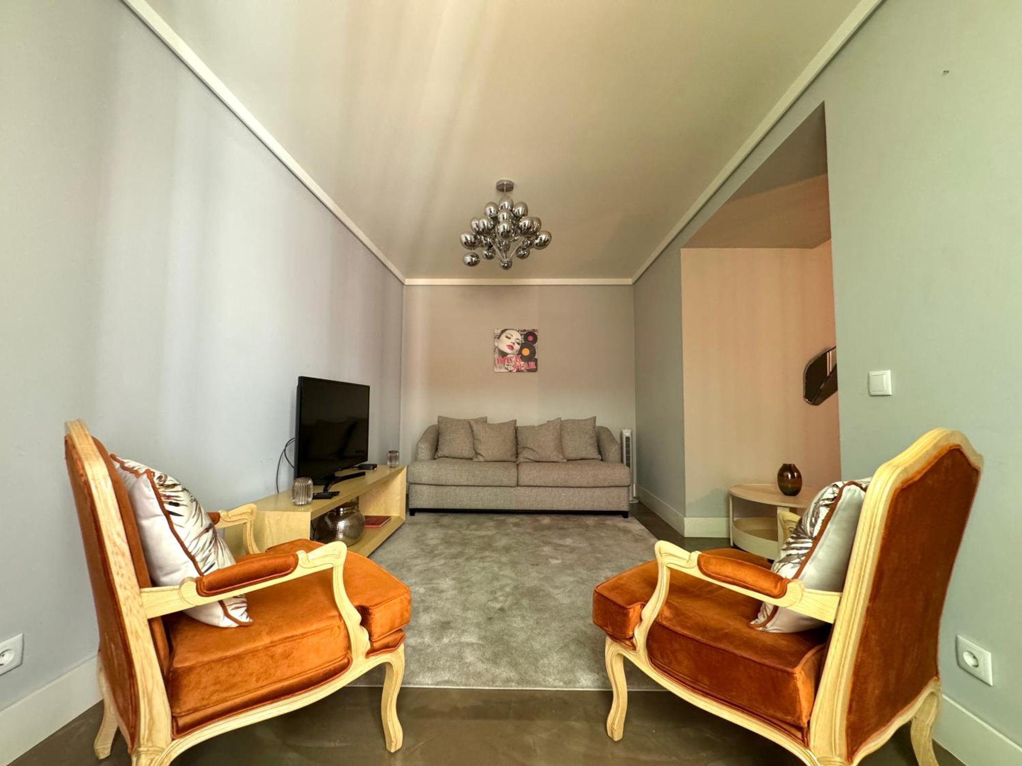 House Charms Apartment *