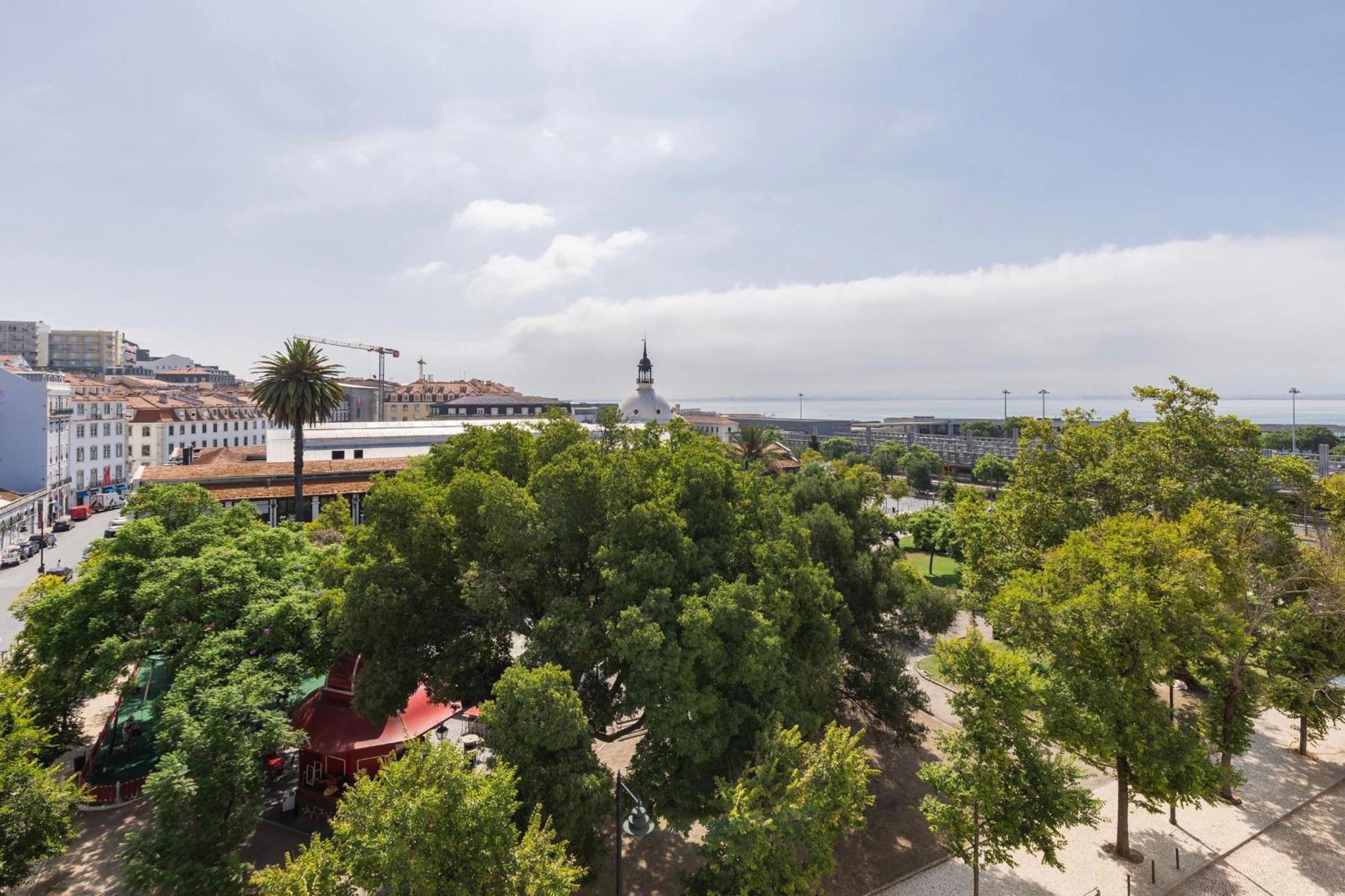 Apartment Ribeira Garden 2bdr By Lovelystay