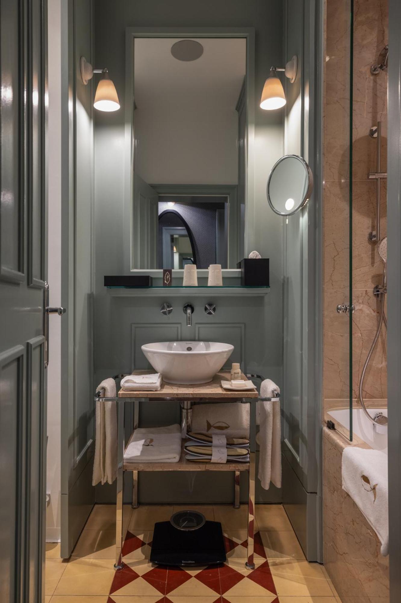 Bairro Alto Hotel 5*