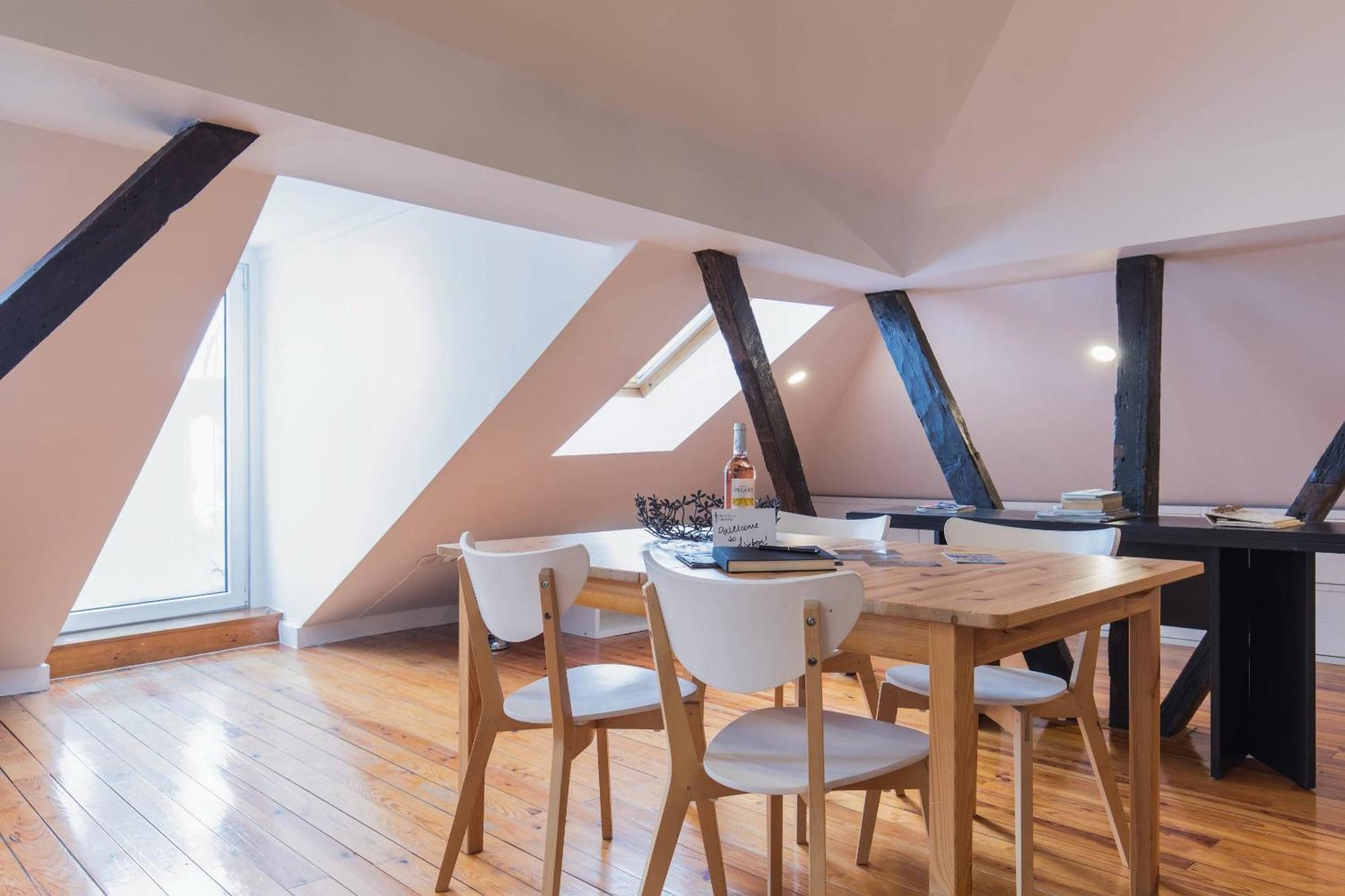 Santa Catarina's Place Apartment Lisbon