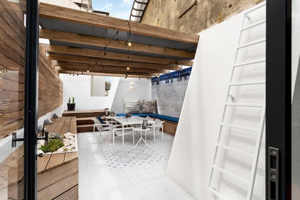 Bica Lux Secret Terrace 2-bedroom * Lisbon