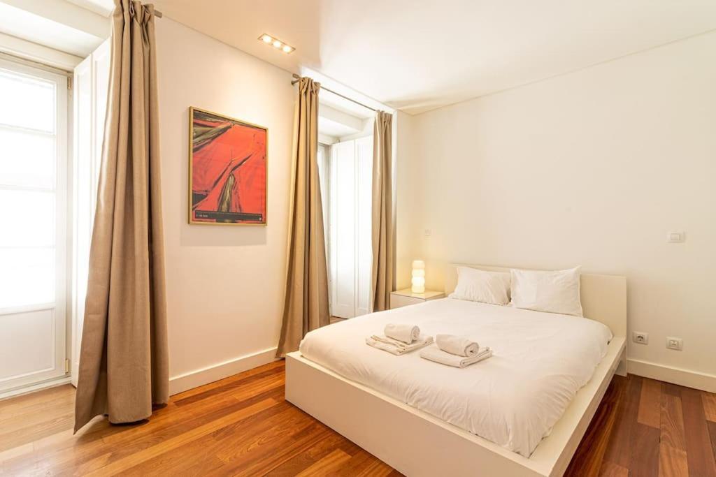Apartment Chiado Deluxe Terrace 3 Bedroom