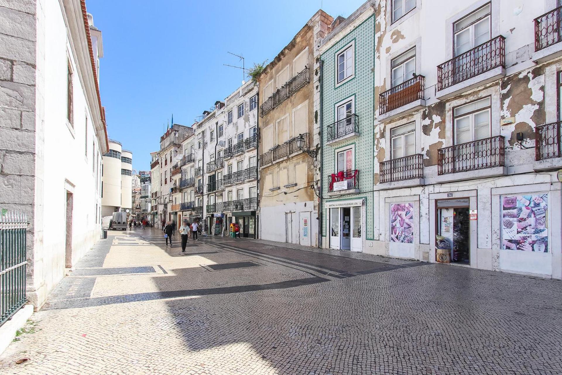 Apartment To Be Mouraria By Homing