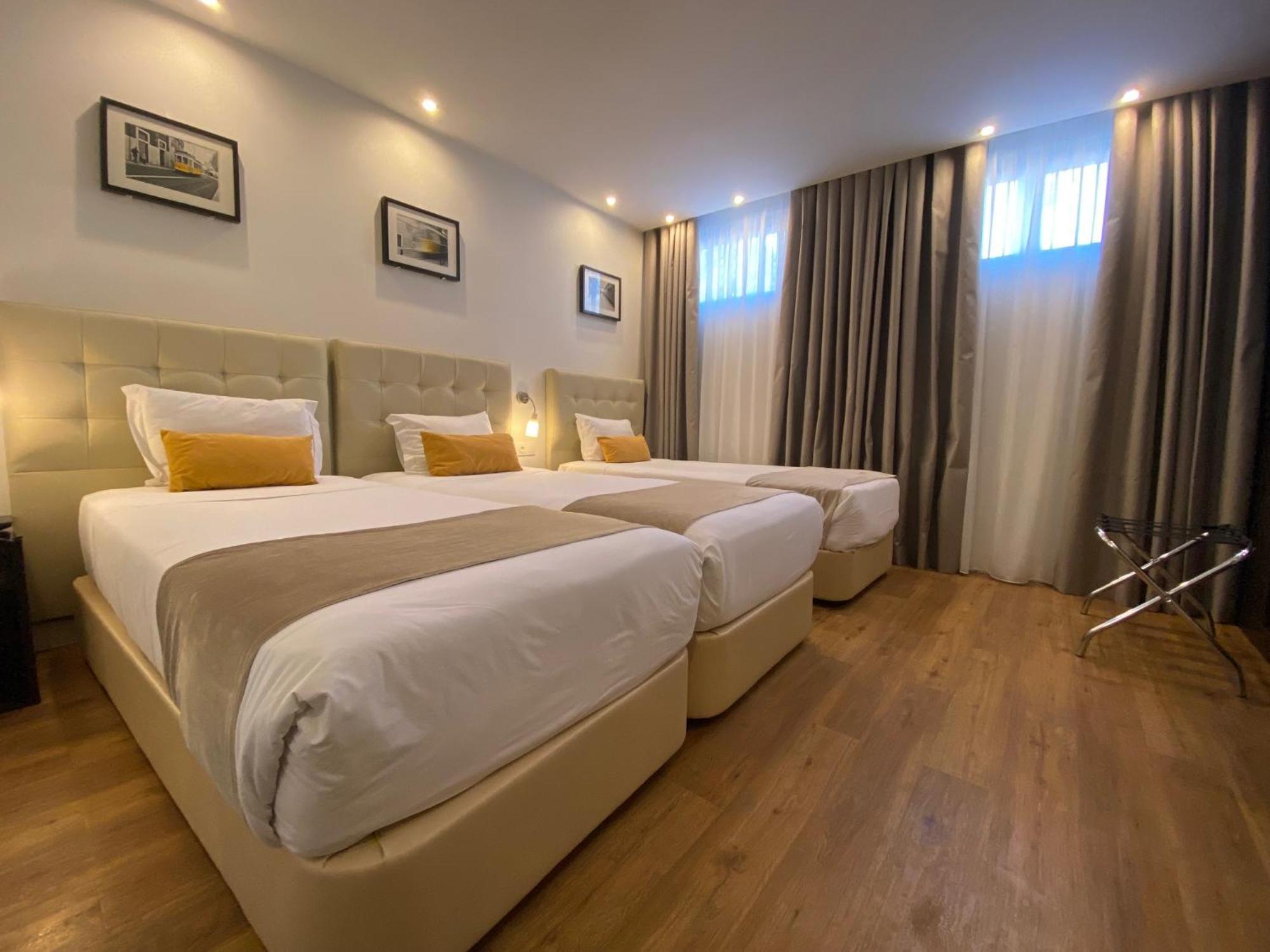 & By 3* Lisbon