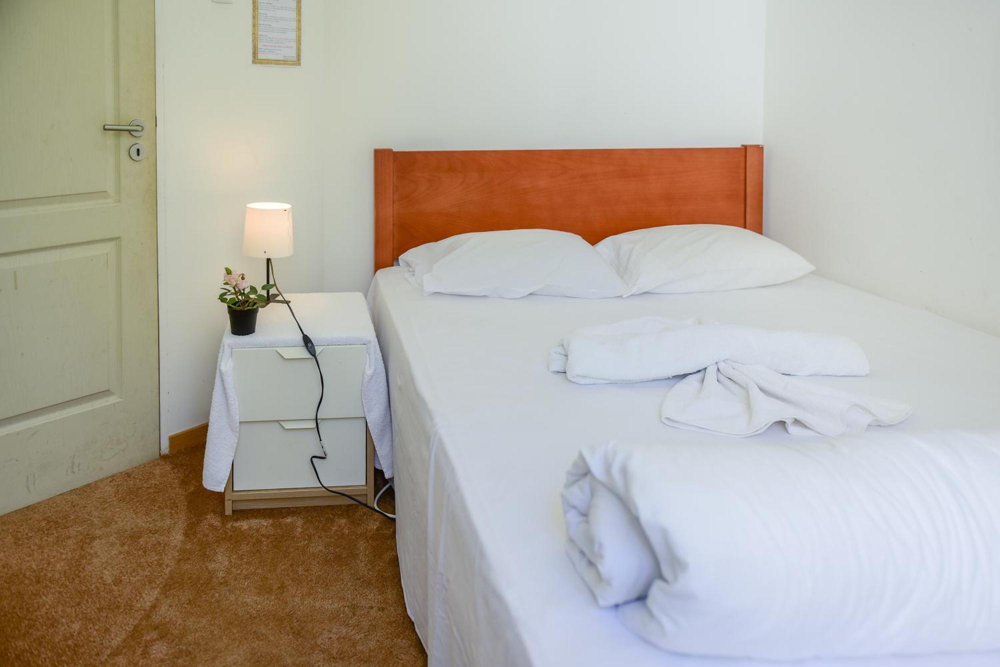 Alfama Guest house *