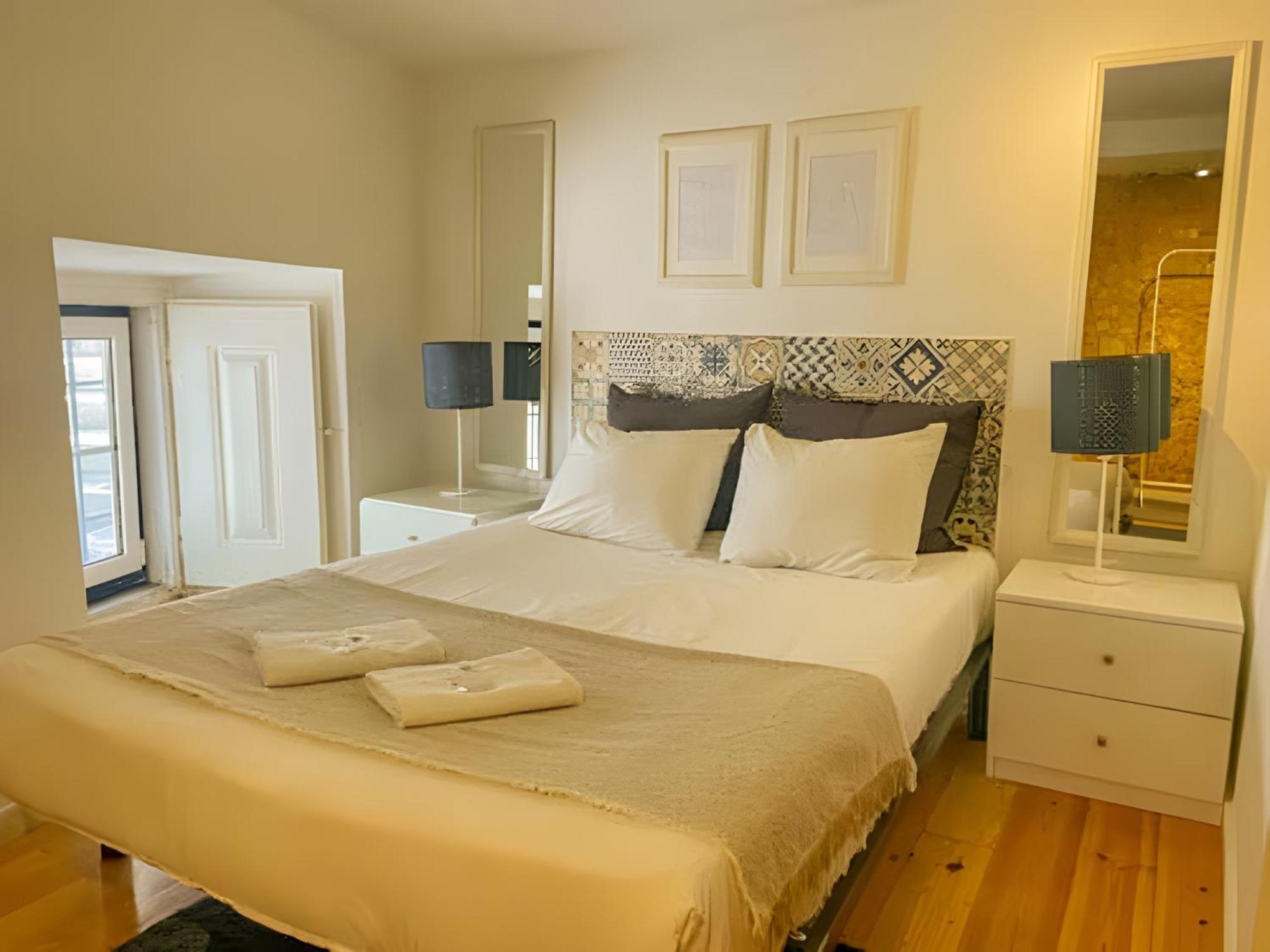Apartment Historical Bica - 3 Bedroom Lisbon