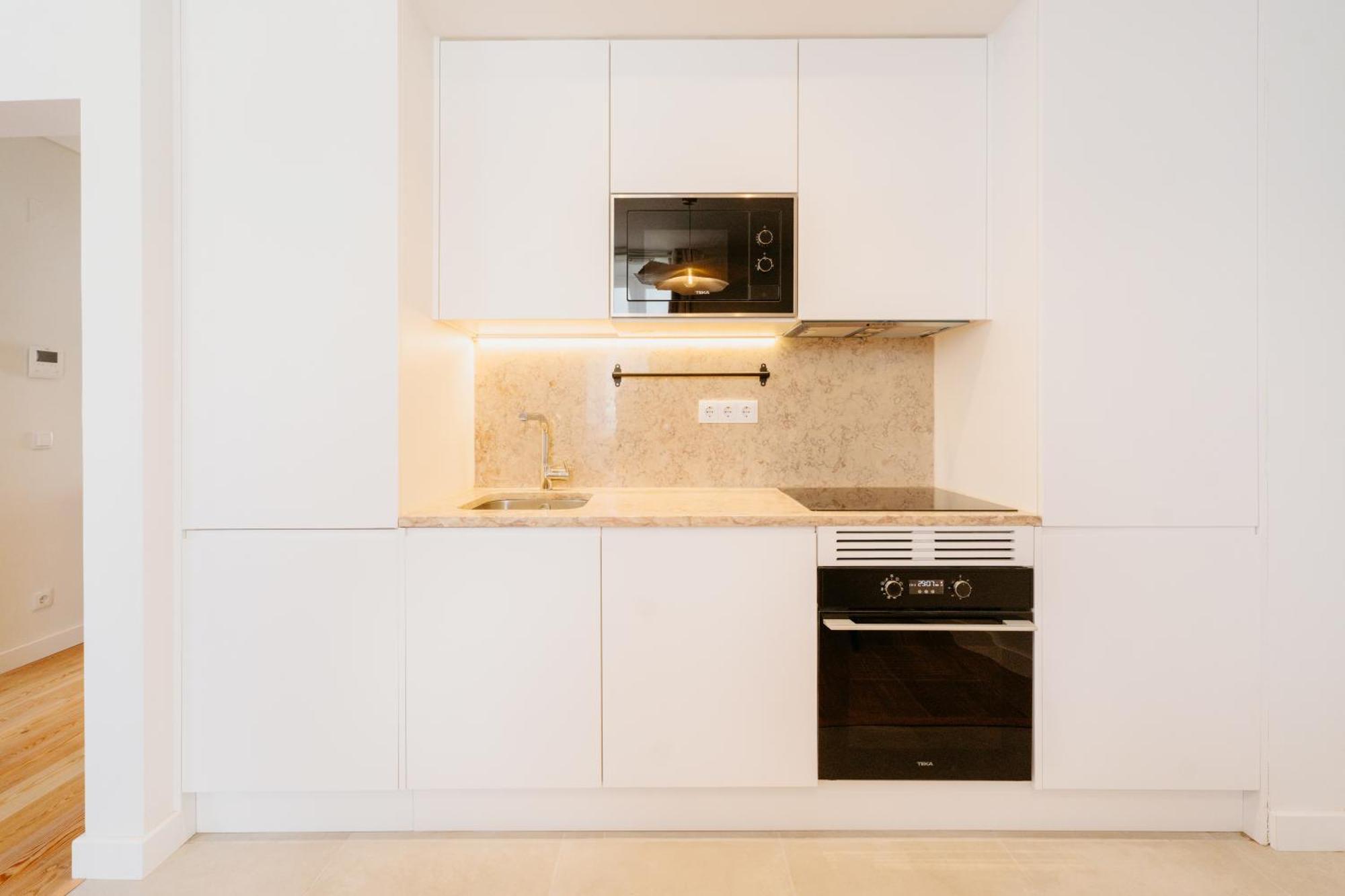 Apartment Orange House - Elegant Two-bedroom 1e *