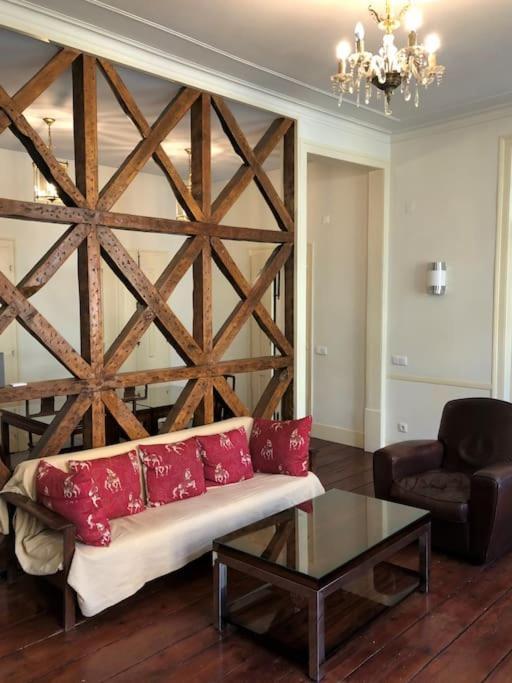 Apartment Center Baixa - 3 Bedrooms *