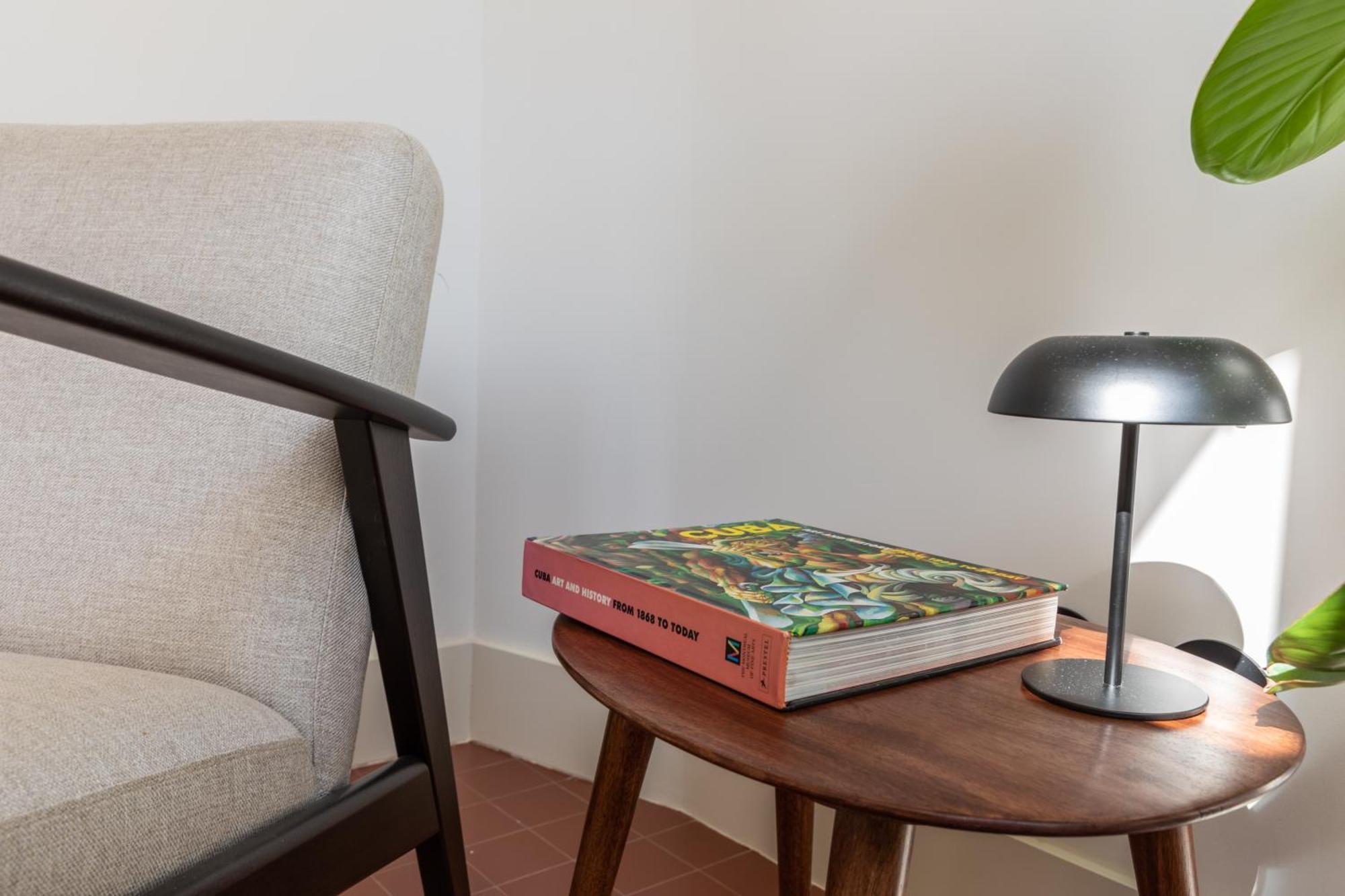 Apartment Alvalade 58 - Charming 2 Bedroom With Ac Near The Airport And Center Lisbon