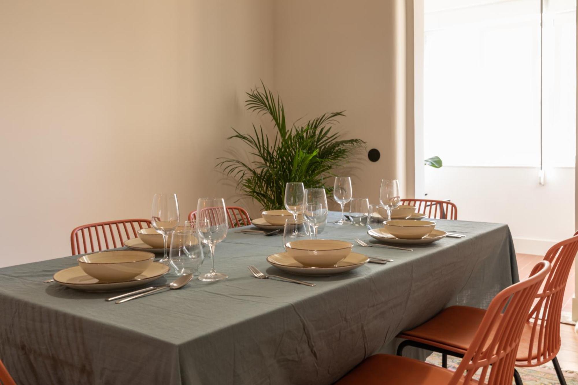 Alvalade 58 - Charming 2 Bedroom With Ac Near The Airport And Center Apartment Lisbon