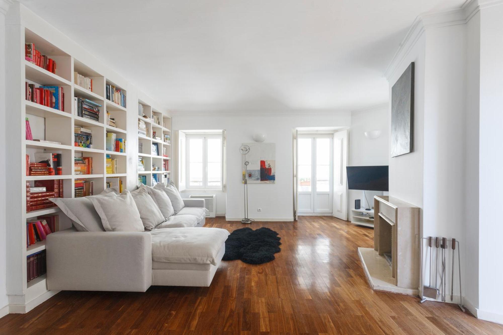 Baixa Chiado Luxury Bedrooms * Lisbon