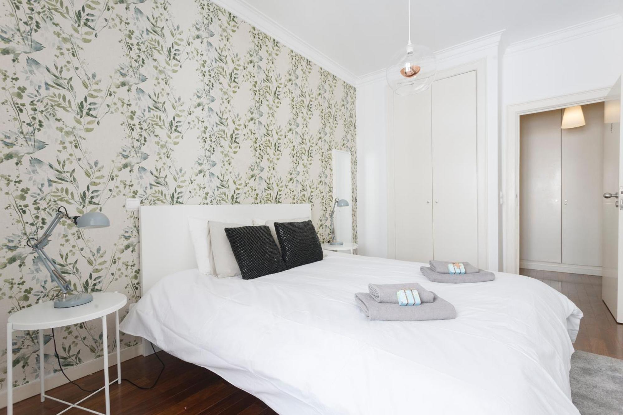 Baixa Chiado Luxury Bedrooms * Lisbon