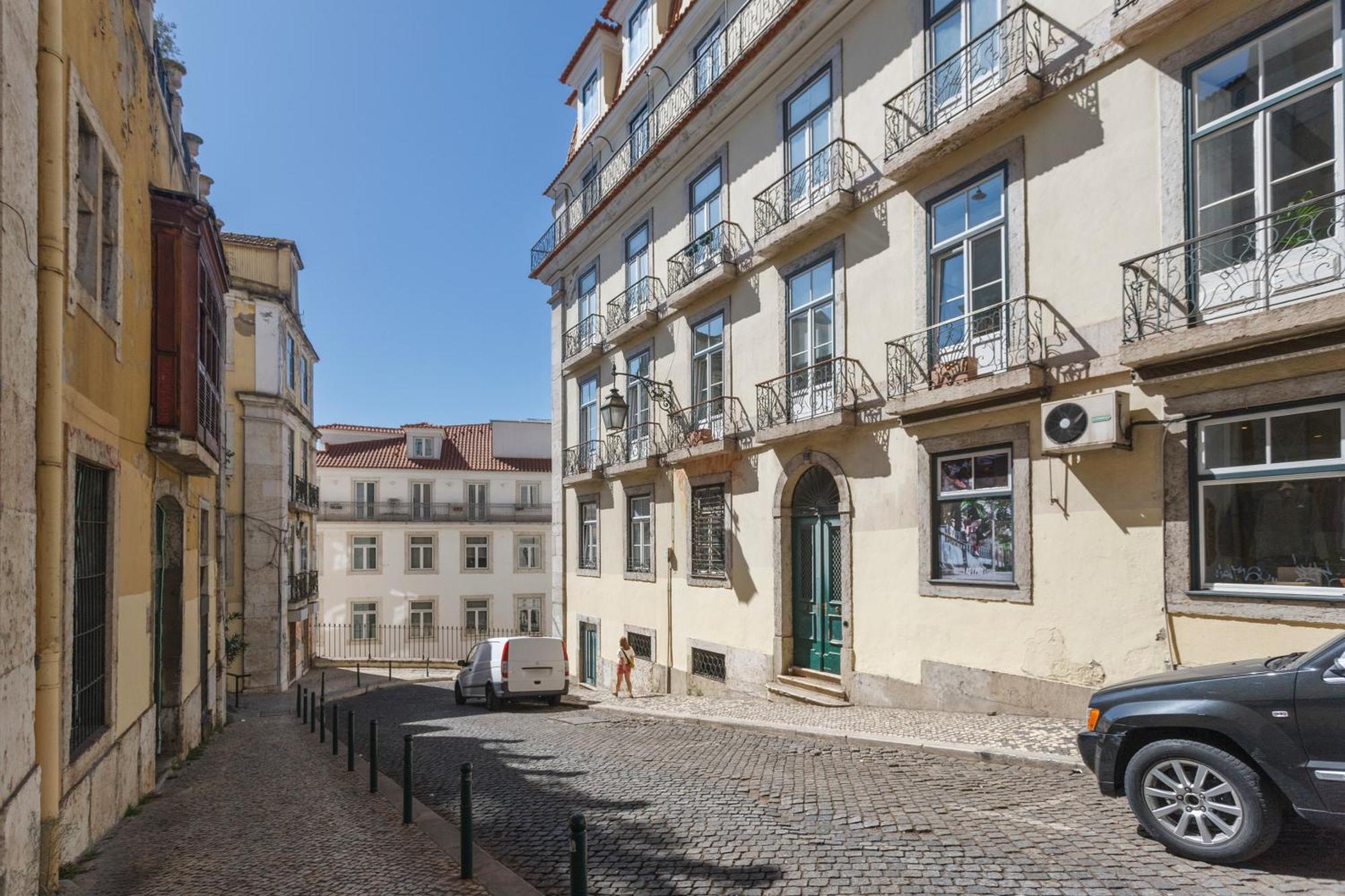 Chiado Prestige View * Lisbon