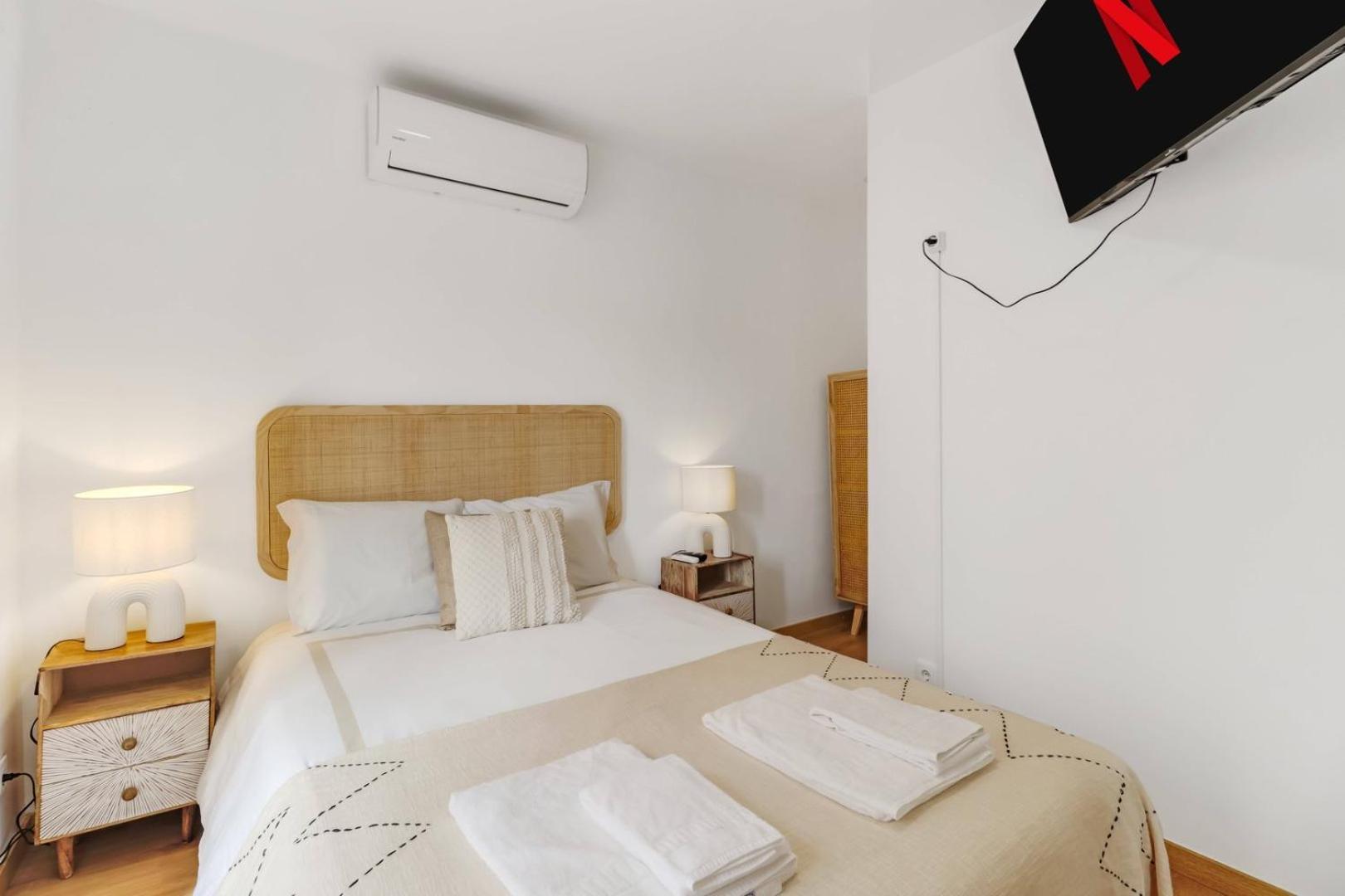 1br Cosy Heart Of Santos W Ac | By Airnest
