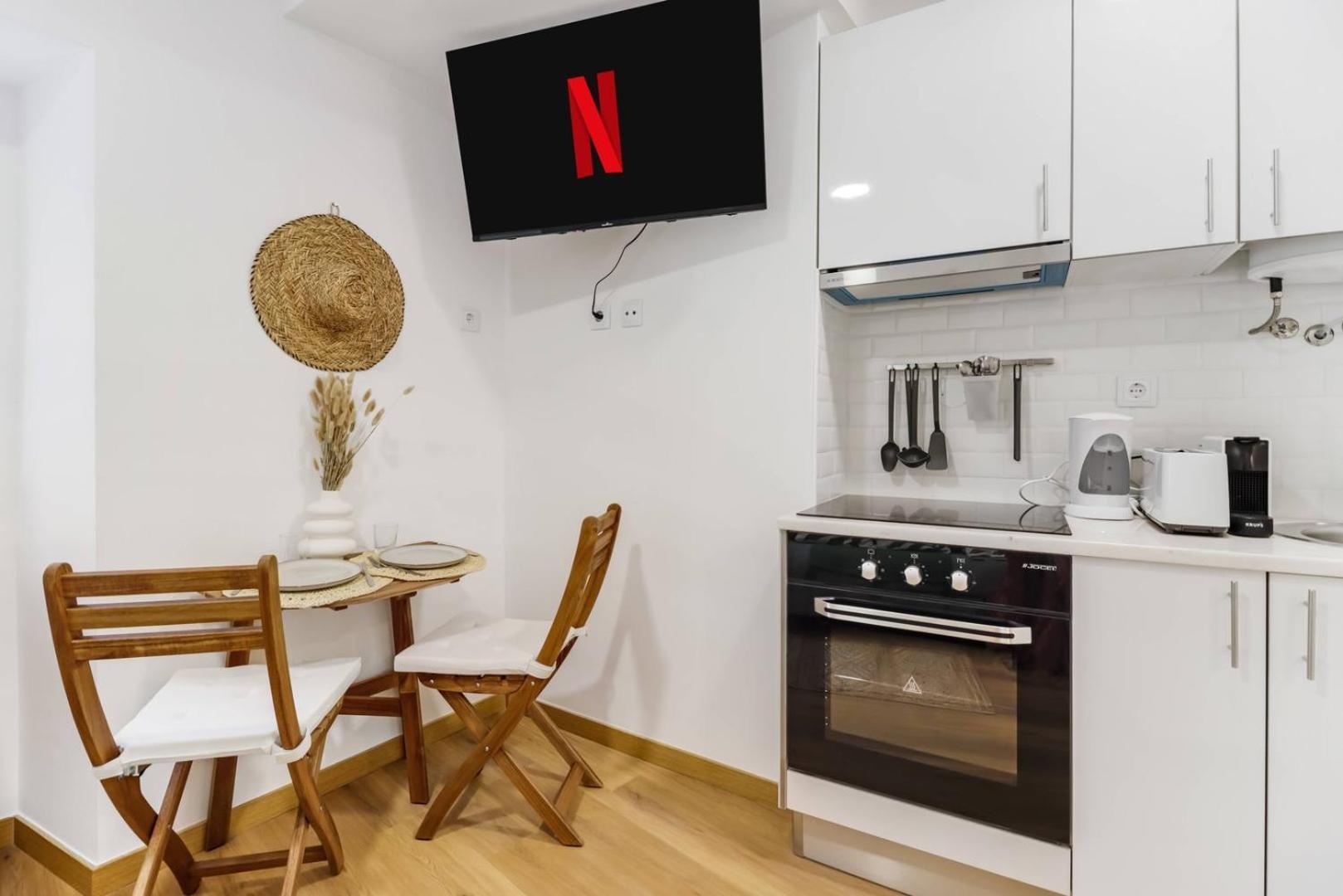 Apartment Cosy Heart Of Santos - Ac | By Airnest