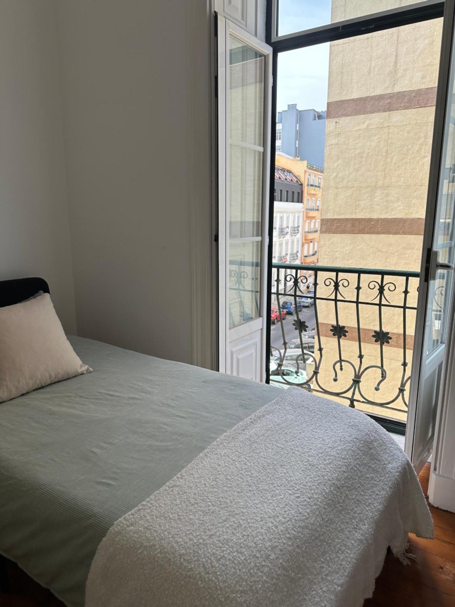 Homestay Garden Campo De Ourique -