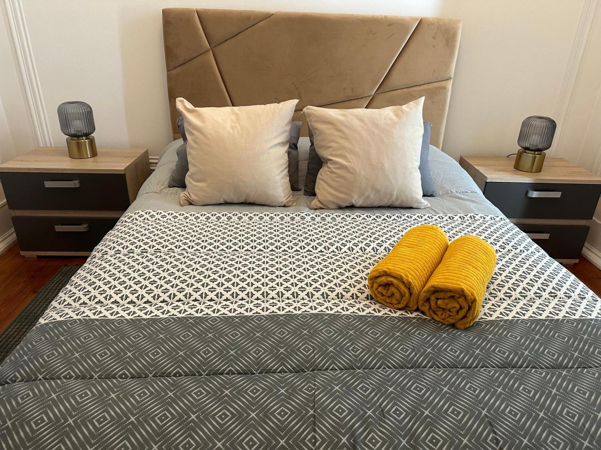 Garden Campo De Ourique - Homestay Lisbon