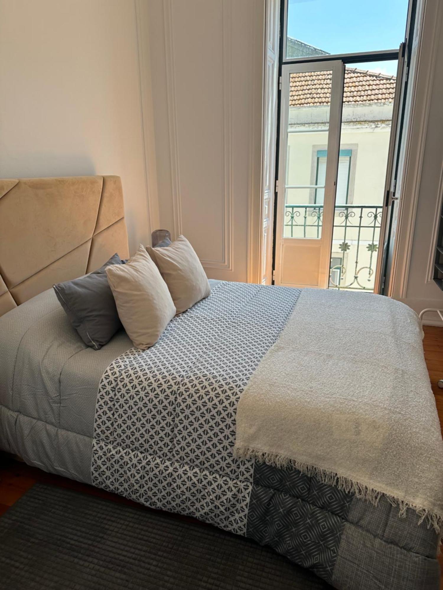 Garden Campo De Ourique - Homestay *