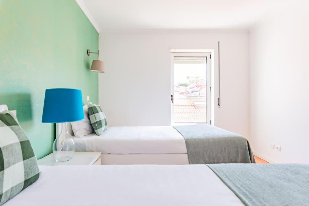 Apartment Lay Your At Avenida Da Liberdade Lisbon