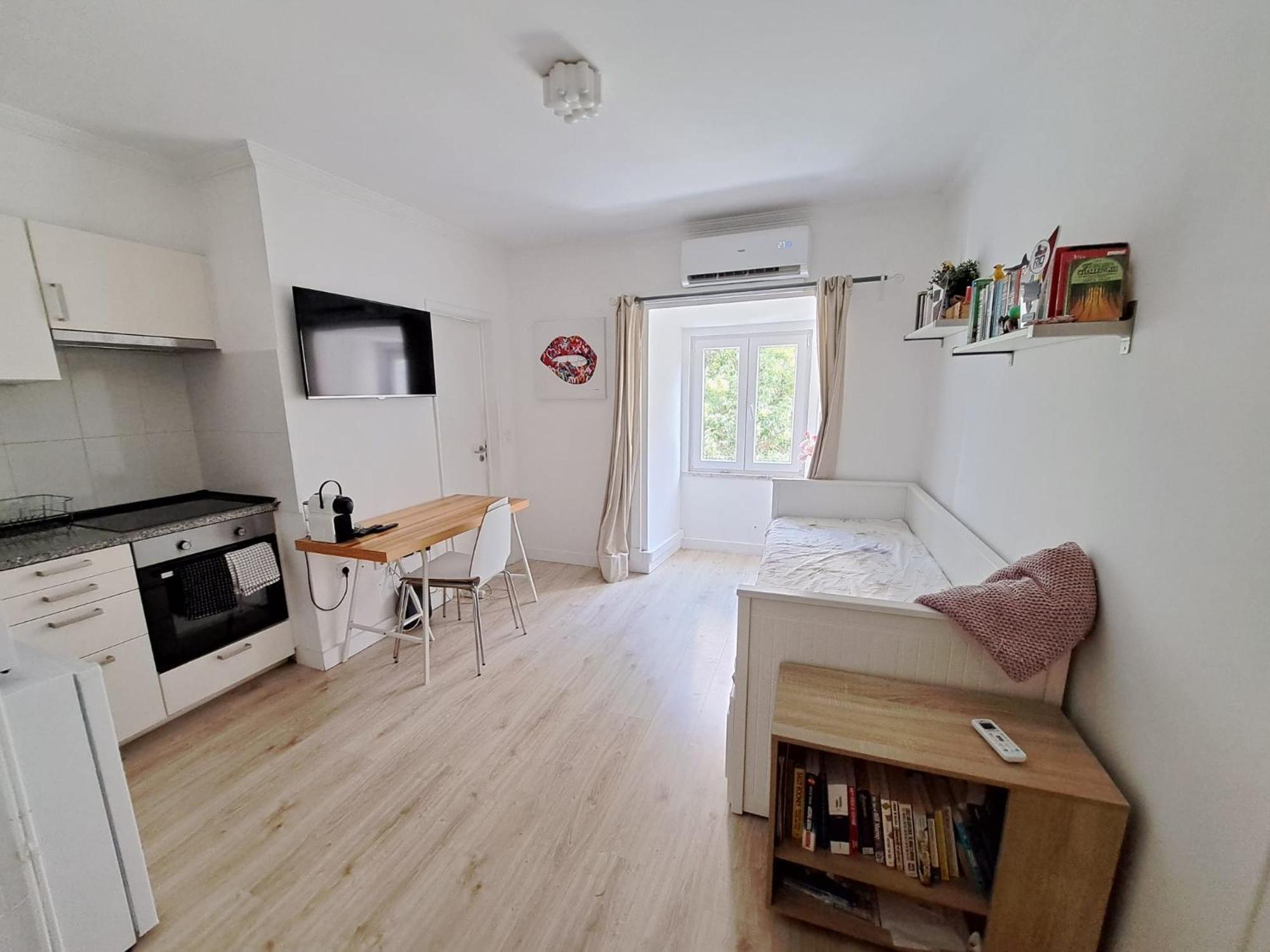 Apartment Light And Comfortable Flat In The Center *