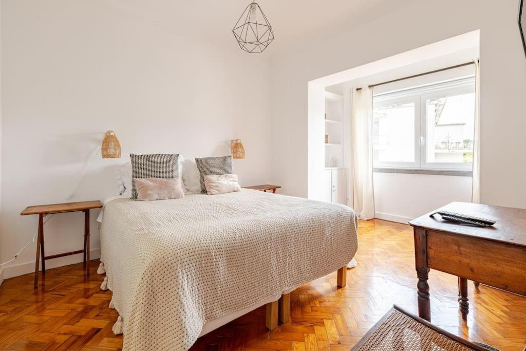 Lx -10m To Downtown,14 Ppl,heatable Pool And Lift * Lisbon
