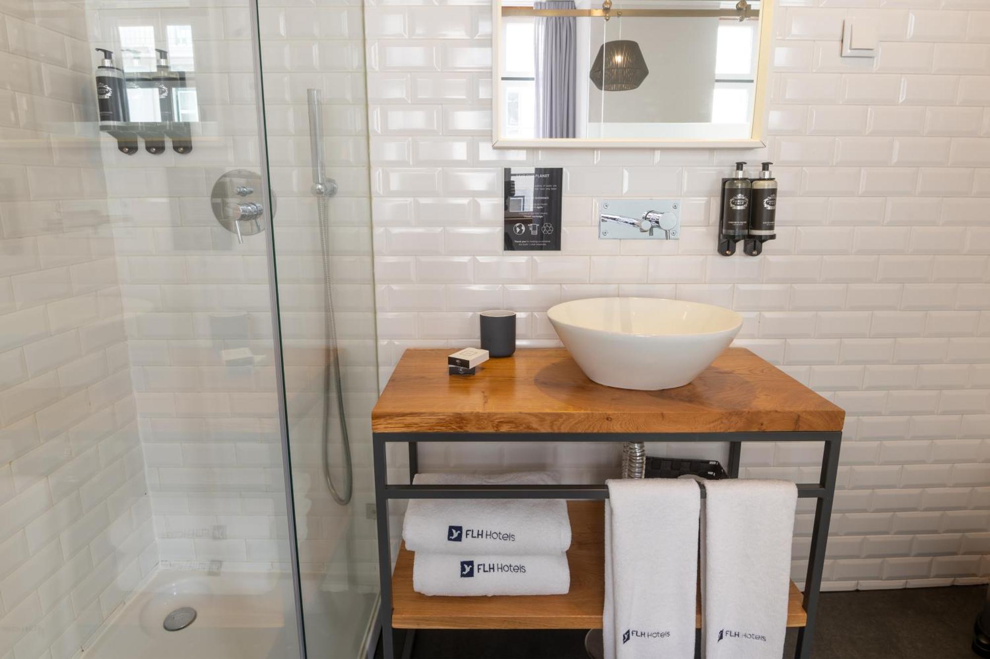 Urbano Flh Hotel 4*