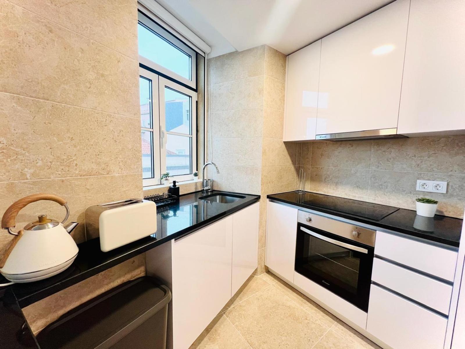 Pink House Ii Beautiful 2 Bedroom Flat In City Center Apartamento Lisboa