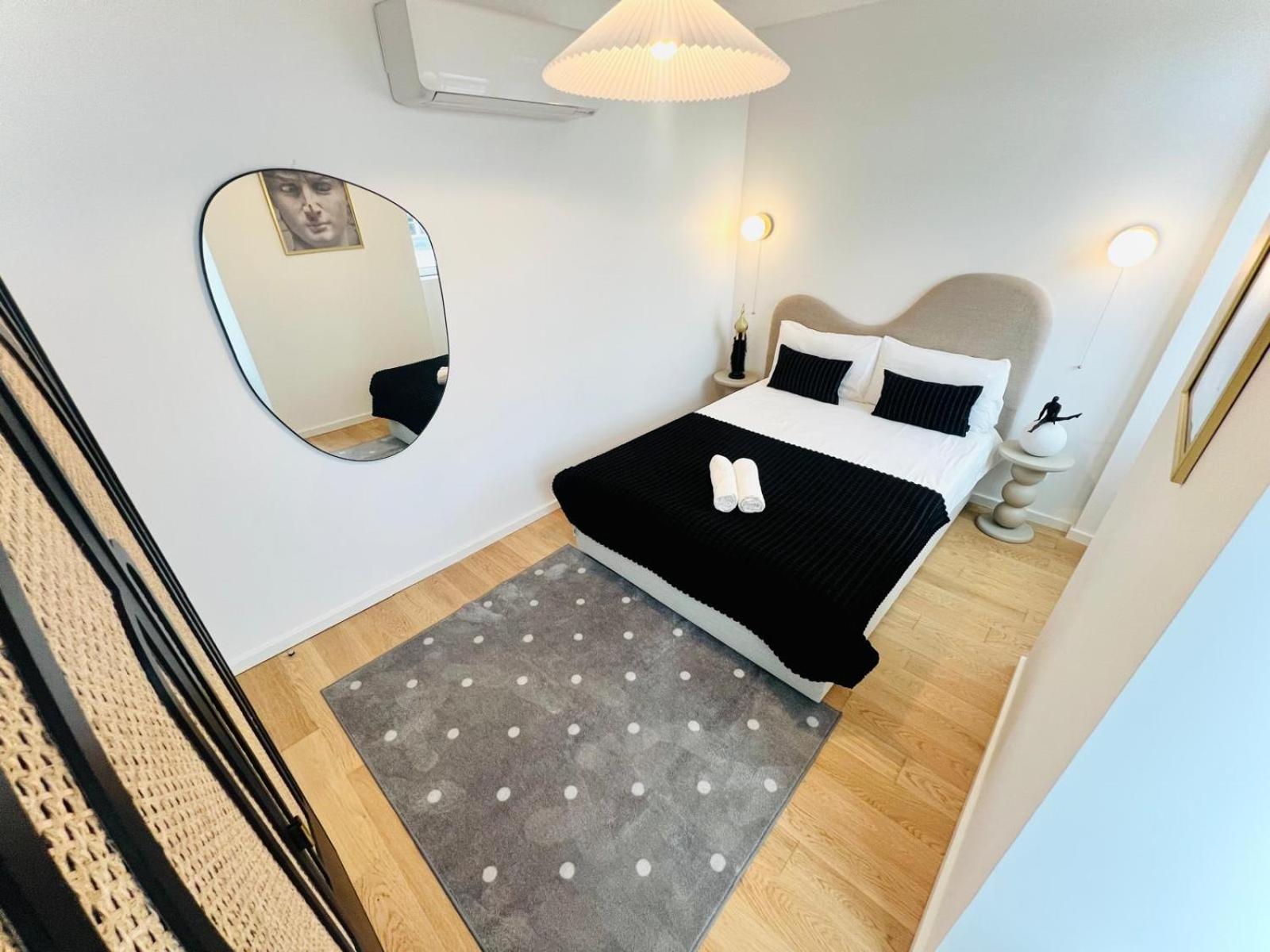 Apartamento Pink House Ii Beautiful 2 Bedroom Flat In City Center