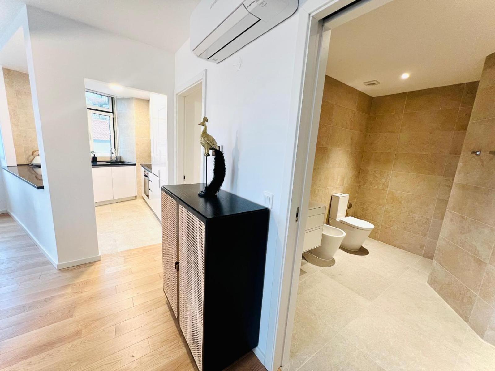 Pink House Ii Beautiful 2 Bedroom Flat In City Center Lisboa