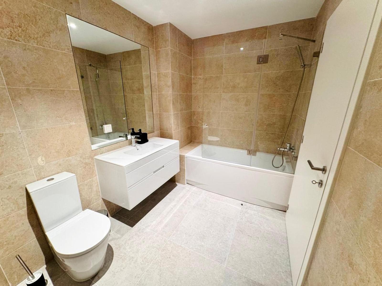Apartamento Pink House Ii Beautiful 2 Bedroom Flat In City Center *