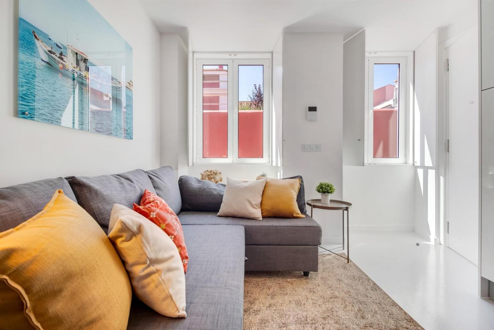 Apartment 1br Charming In The Heart Of Santos | By Airnest