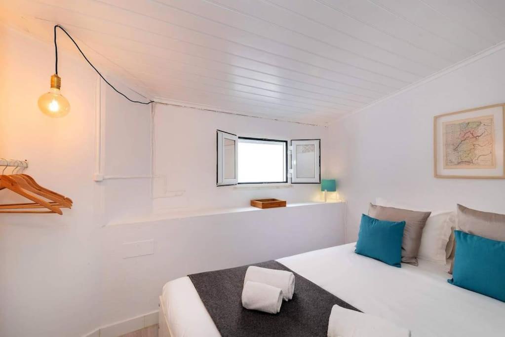 Apartment Duplex Lx Factory 2 Bedroom - Patio - Free Parking *