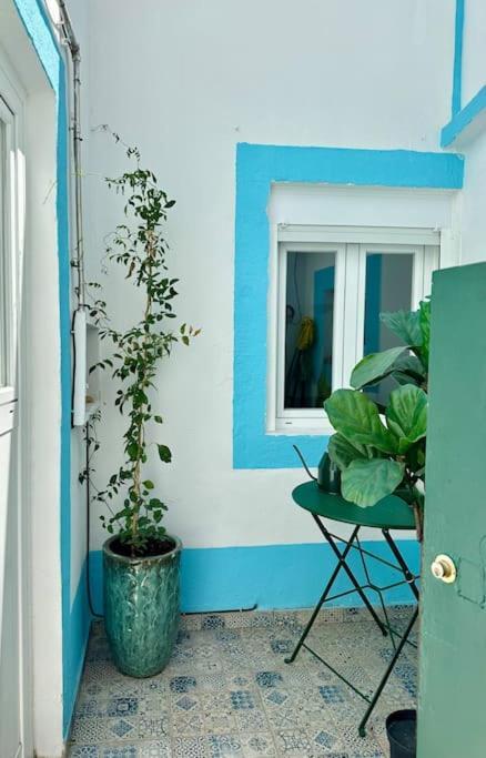 Duplex Lx Factory 2 Bedroom - Patio - Free Parking * Lisbon
