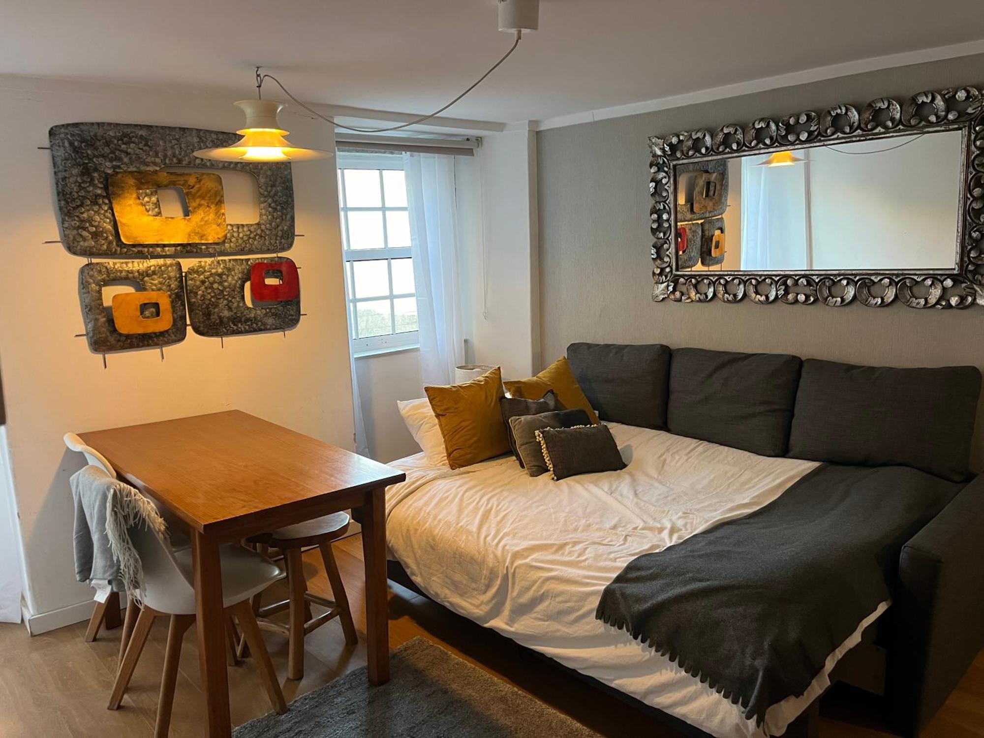 Charming At Graca Apartment *
