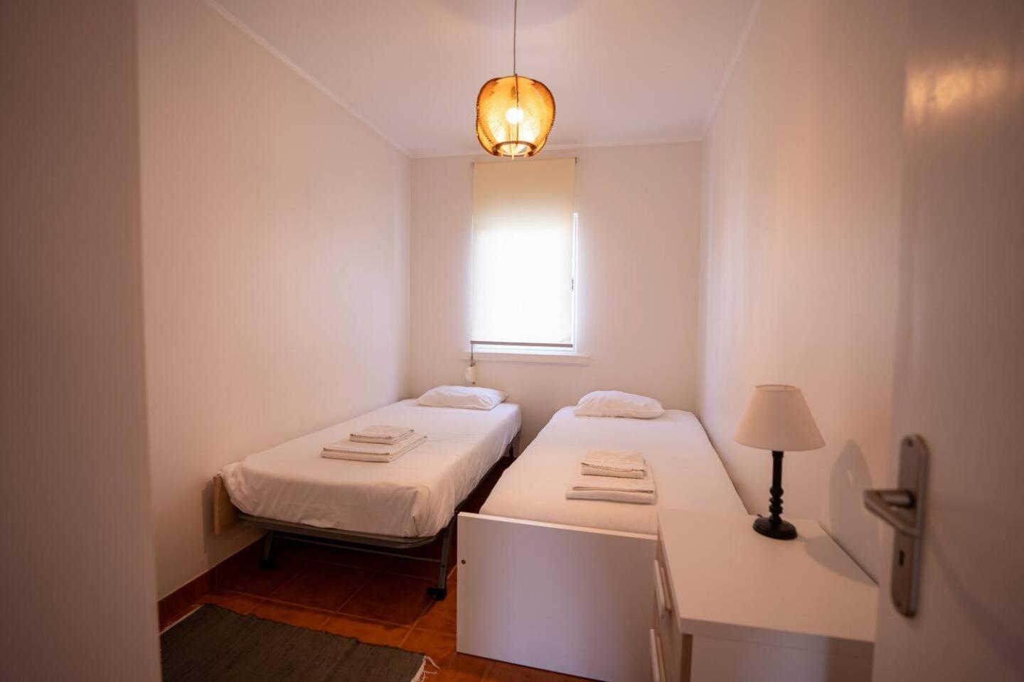 Cozy And Quiet 3-bedroom Flat *