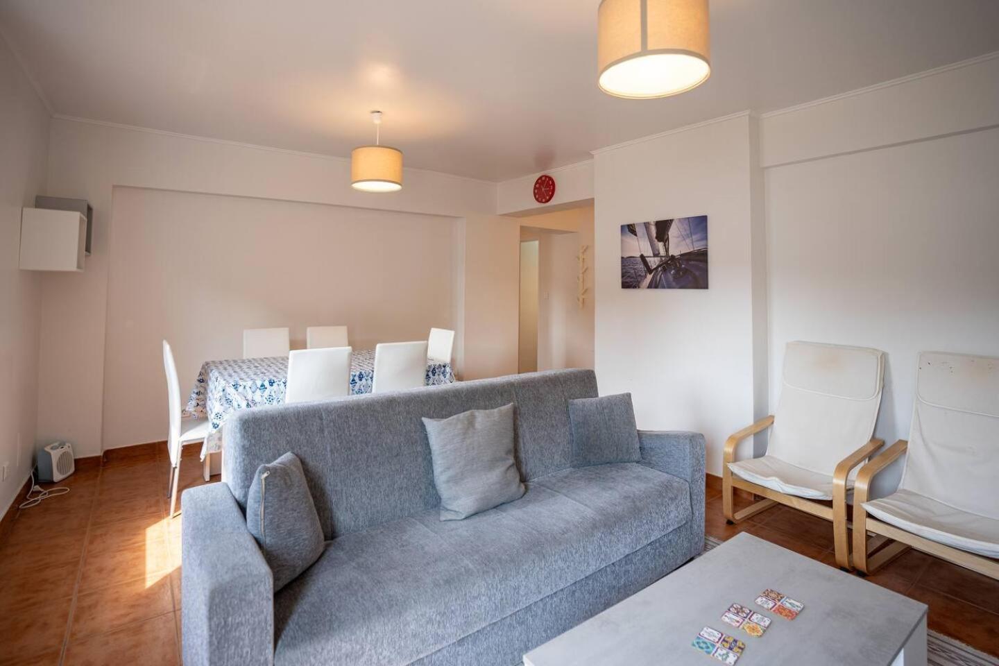 Apartamento Cozy And Quiet 3-bedroom Flat