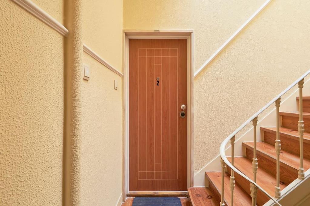 Apartment Bright Brand In Center With Ac *