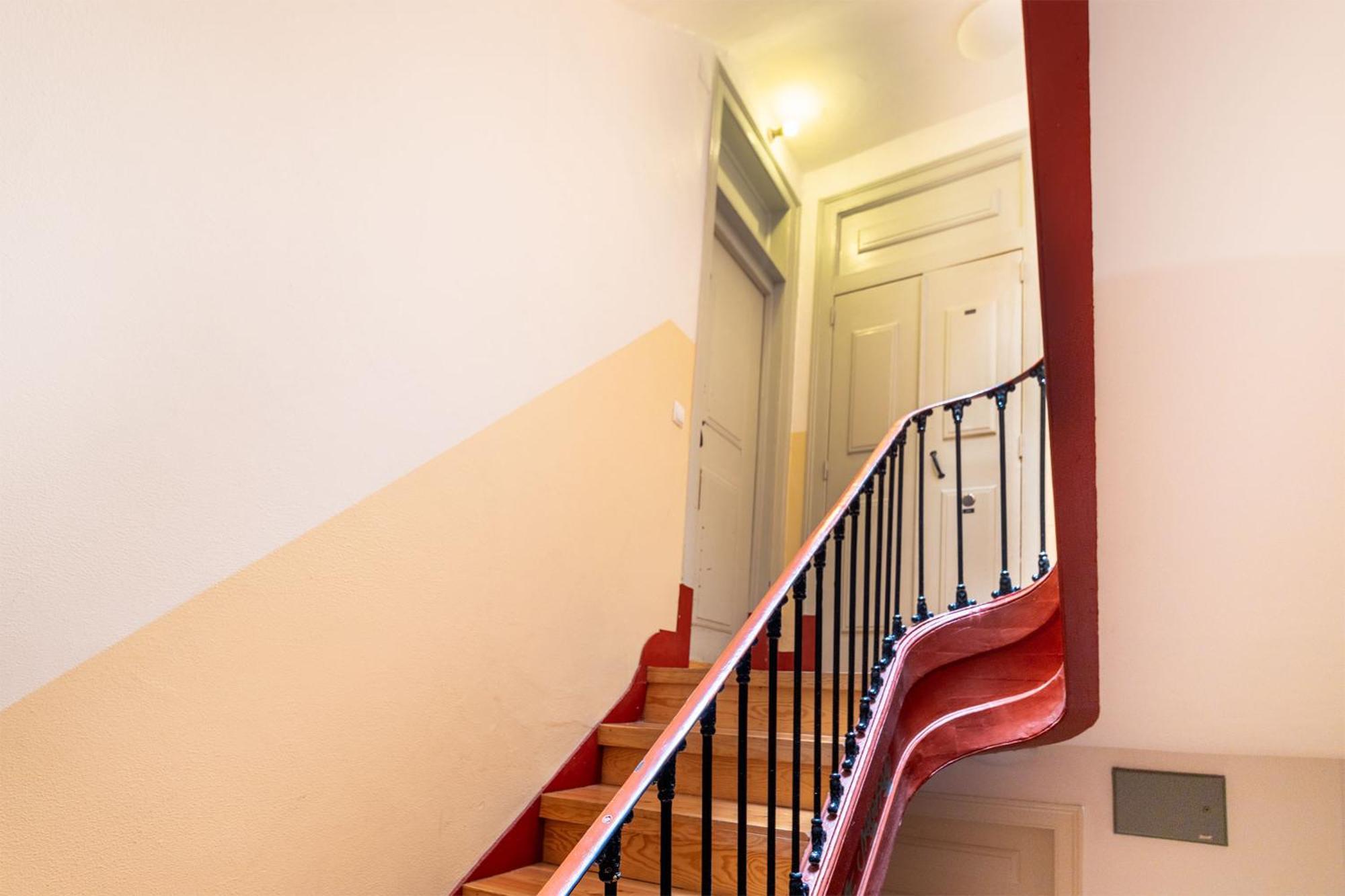 Diario De Noticias By Central Hill Apartments