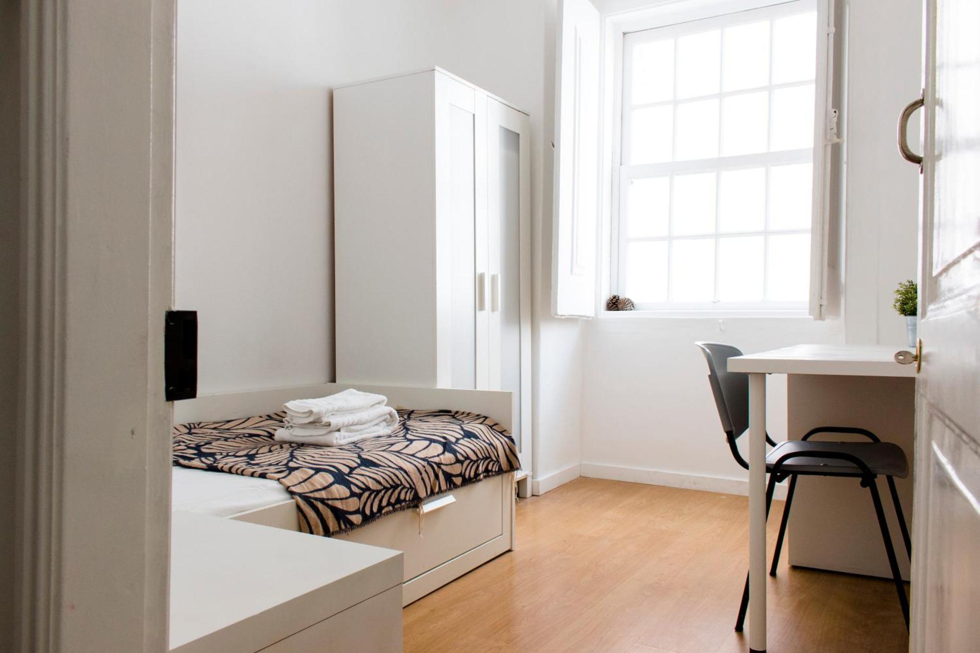 Santos By Madrabica Guest house